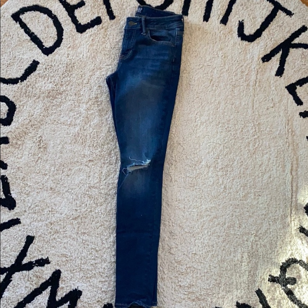 Distressed Gap Denim Skinny Jeans - Picture 2 of 4